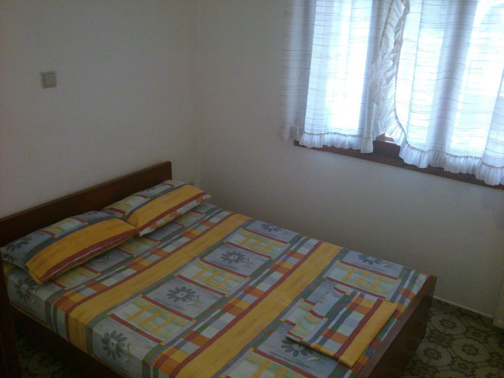 Kalaitzis Apartments Kalyves Polygyrou Bilik gambar