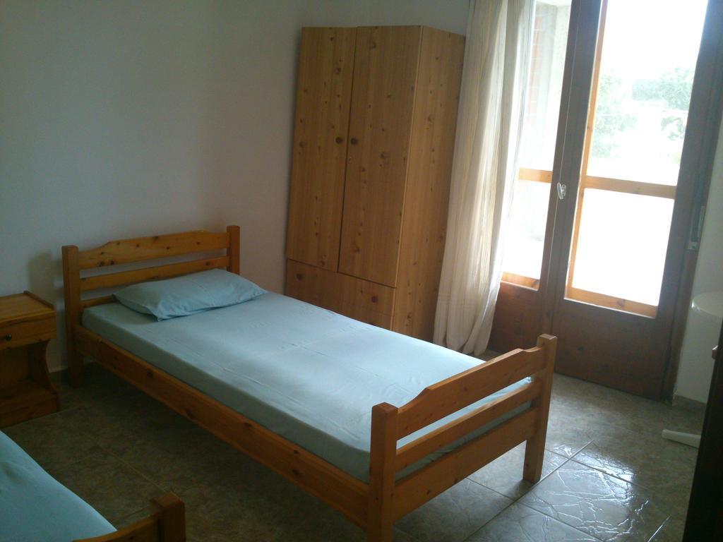 Kalaitzis Apartments Kalyves Polygyrou Bilik gambar